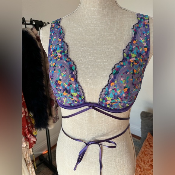 SAVAGE X FENTY BRA - Picture 3 of 9